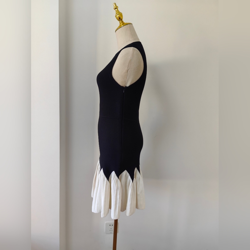 Sandro Two-tone mini knit dress - Picture 9 of 13